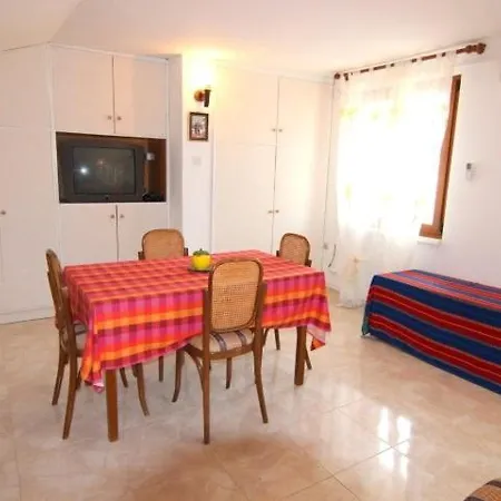 Cozy Centre Pag Apartamento Pag Town