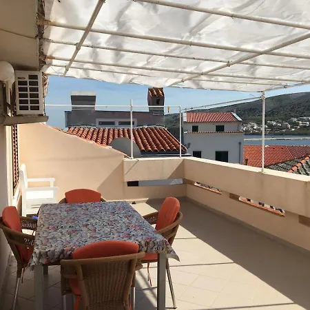 Cozy Centre Pag Apartamento